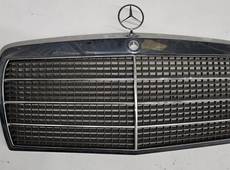 Kühlergrill Gril mit Mercedes Stern Gebraucht W126 SEL -Klasse Bj 1980 - 1986 Oe Nr A1268880023 A1268800283 A1268880097 A2018800086 A1238800086