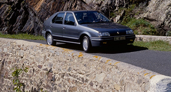 Der R19 war als erster Franzose nach japanischen Qualitätsmaßstäben finalisiert worden  Foto: Renault