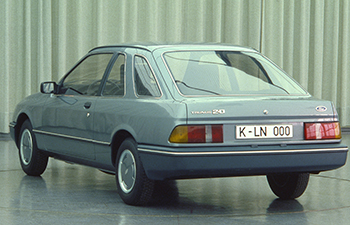 Dieser 1981 gefertigte Prototyp des Sierra trug noch den Taunus-Schriftzug  Foto: Ford